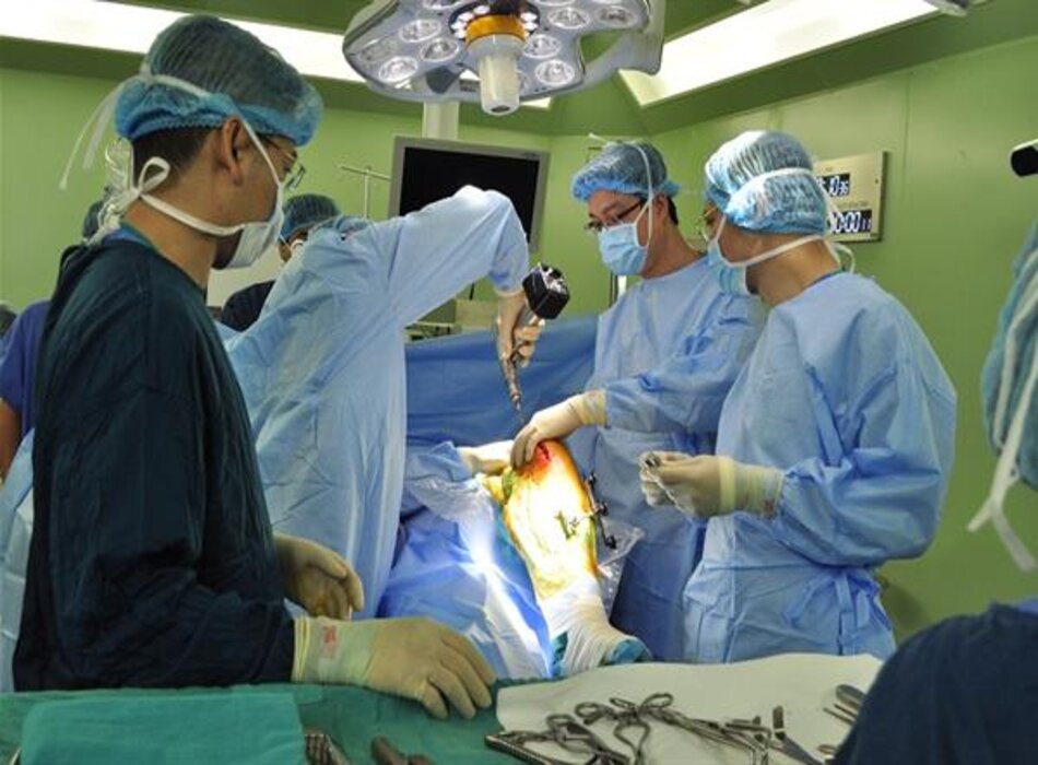 Các kỹ thuật chấn thương chỉnh hình đang triển khai tại khoa chấn thương chỉnh hình và cột sống bệnh viện Bạch Mai